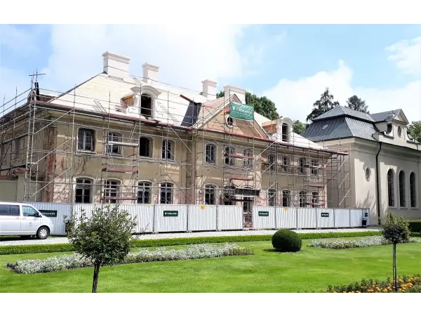 zabezpieczenie ścian przed wilgocią