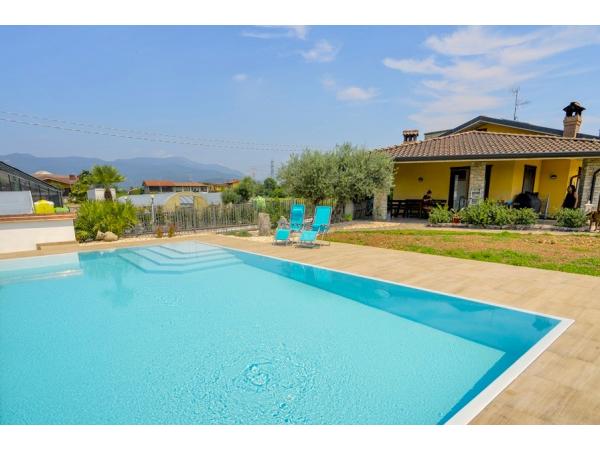 gres  holz noce na taras płytka drewnopodobna obrzeże basenu galeria