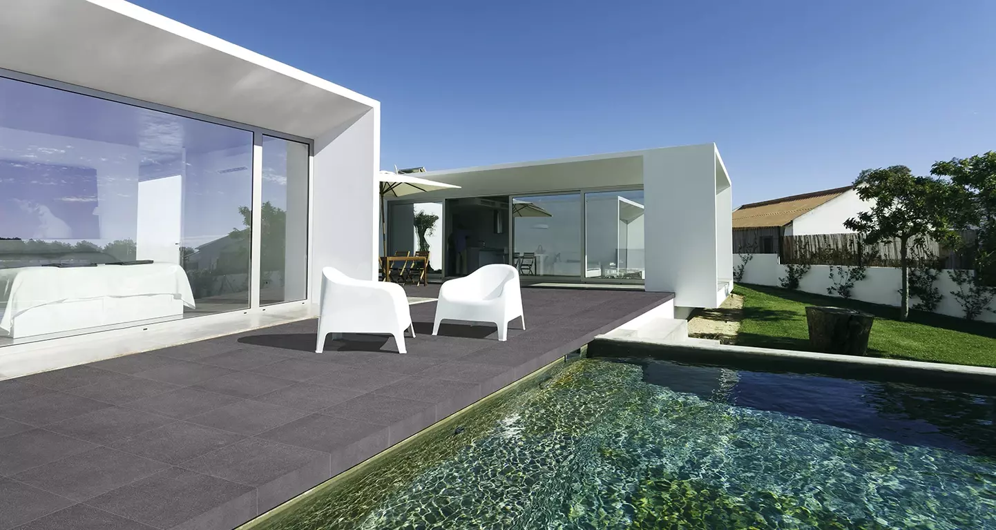 bazalt płytka naśladująca naturalny kamień lawowy